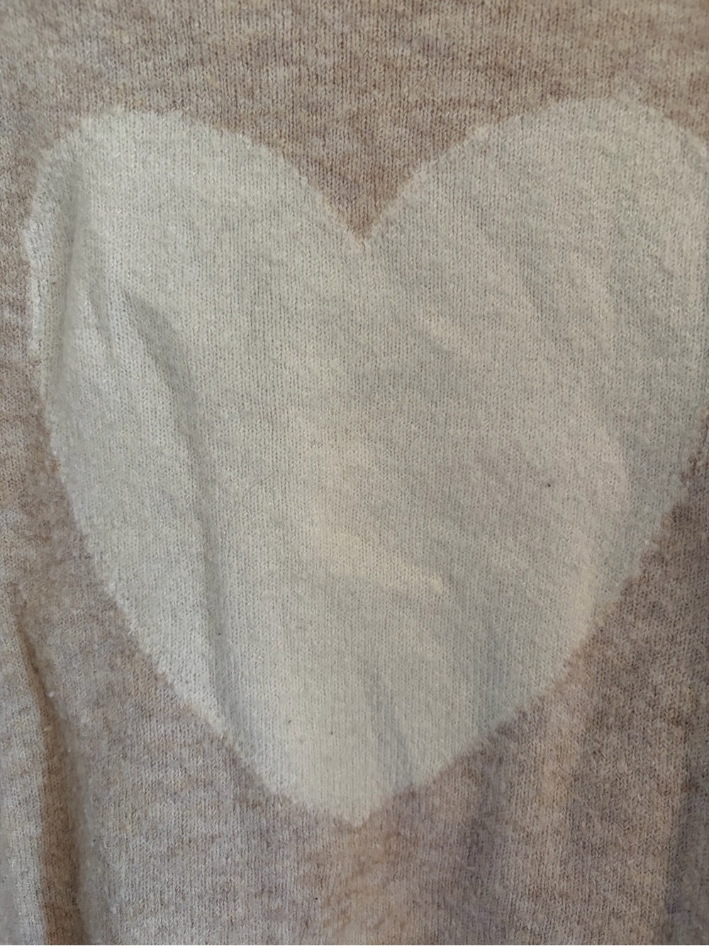 Heart Sweater - Picture 4 of 4